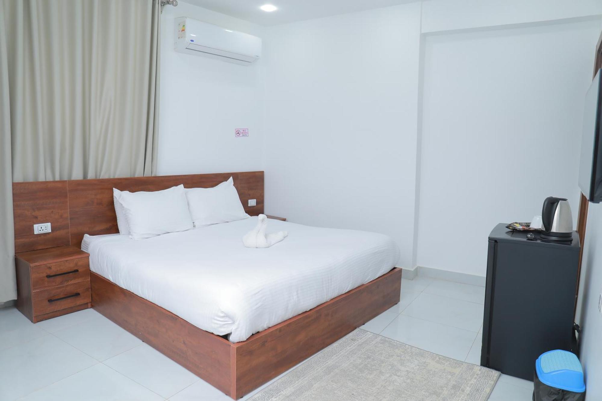 Prince Pyramids Inn Kafret el-Gabal Екстериор снимка