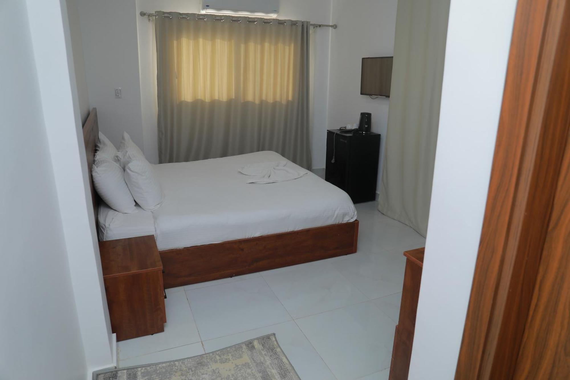 Prince Pyramids Inn Kafret el-Gabal Екстериор снимка