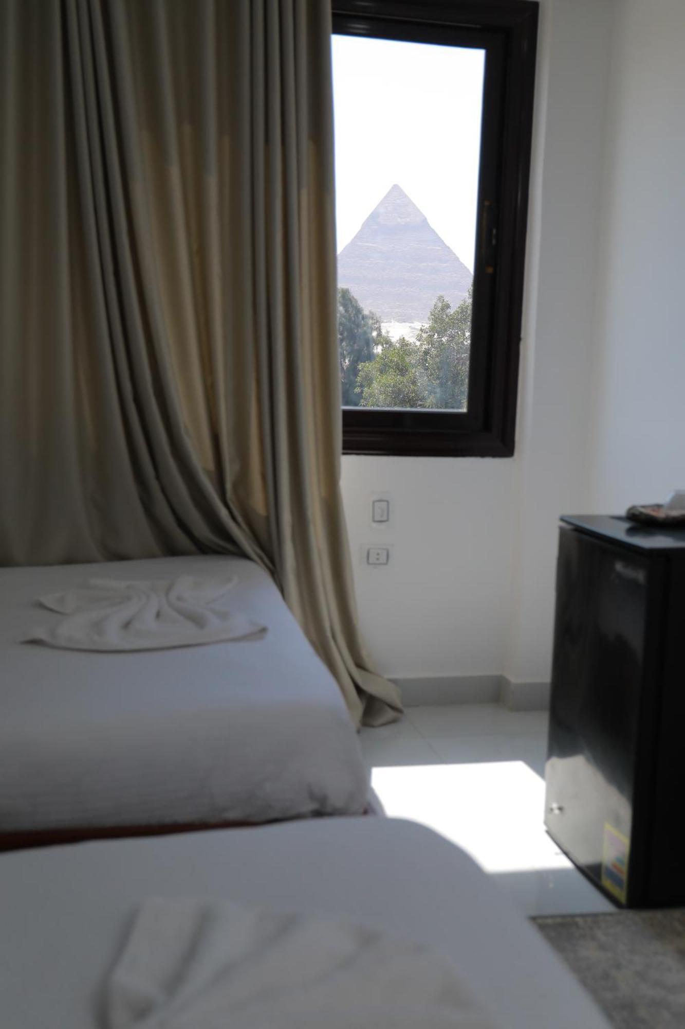 Prince Pyramids Inn Kafret el-Gabal Екстериор снимка