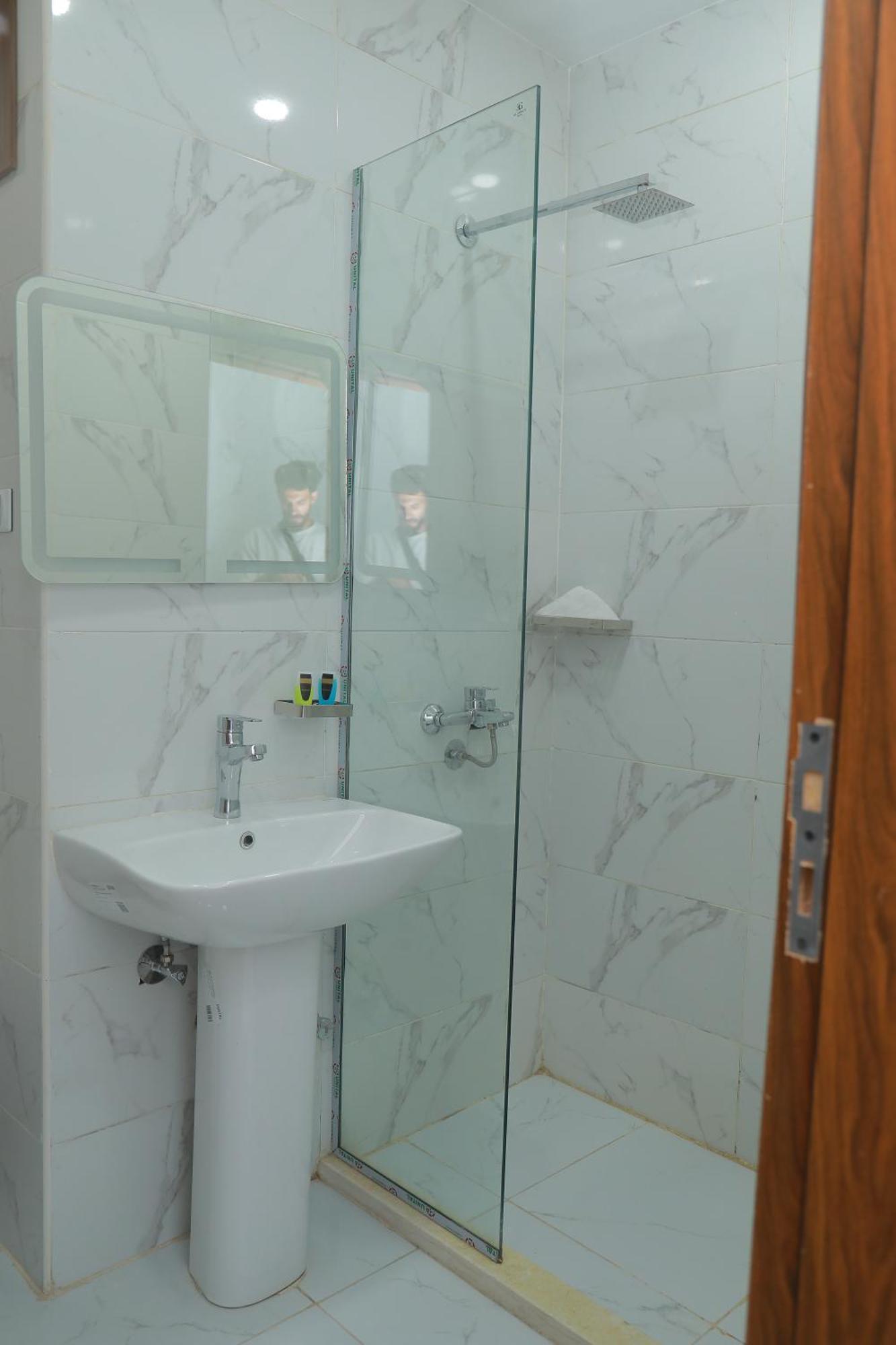 Prince Pyramids Inn Kafret el-Gabal Екстериор снимка
