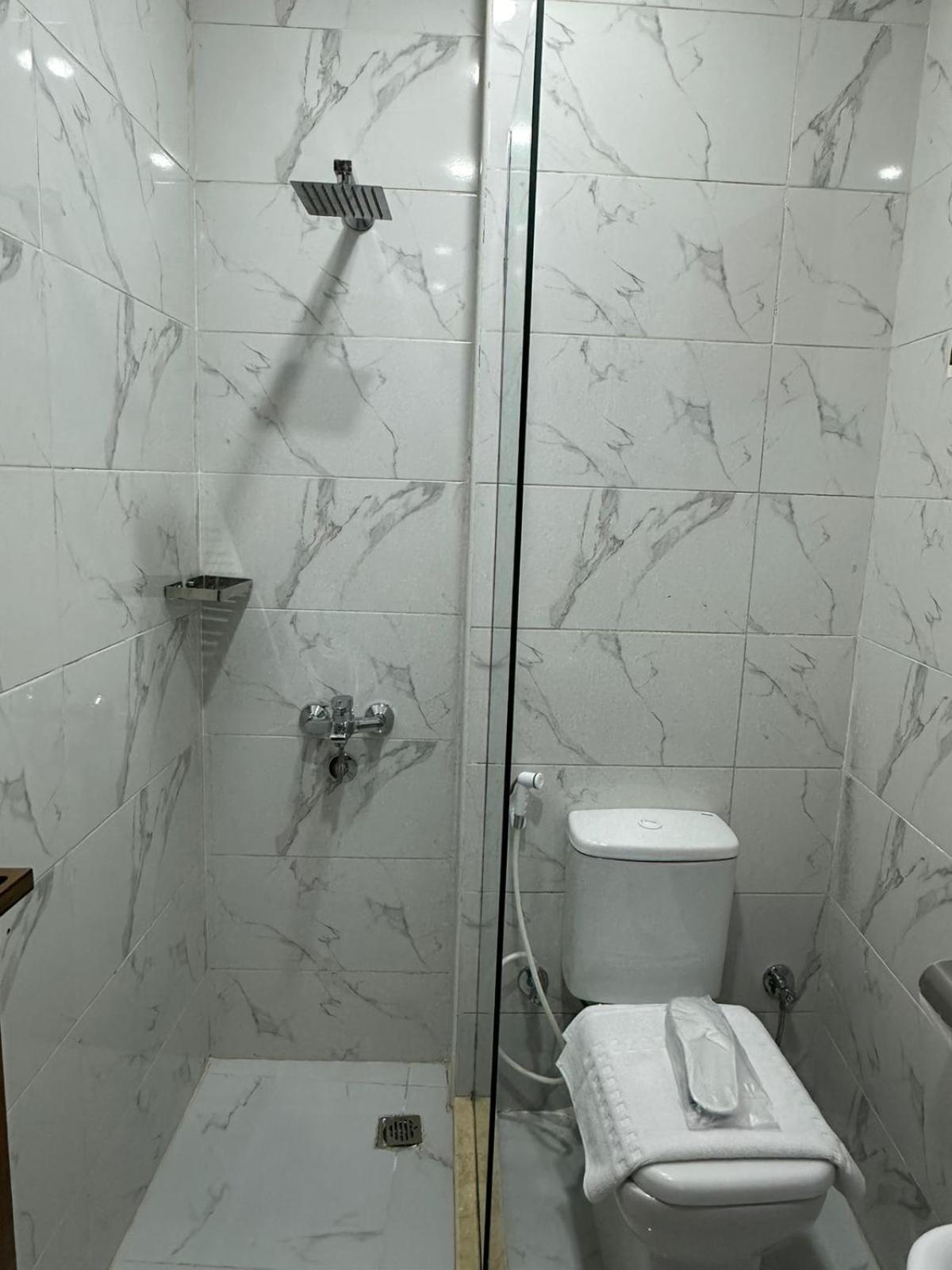 Prince Pyramids Inn Kafret el-Gabal Екстериор снимка