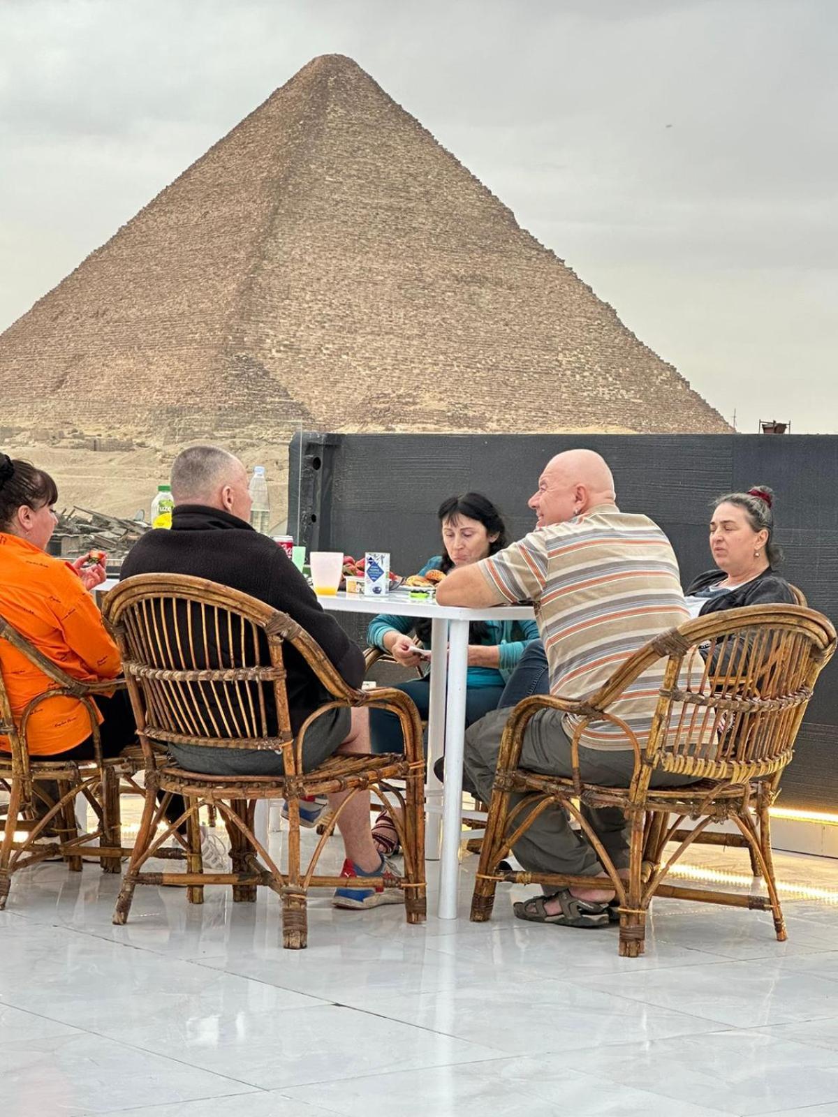 Prince Pyramids Inn Kafret el-Gabal Екстериор снимка